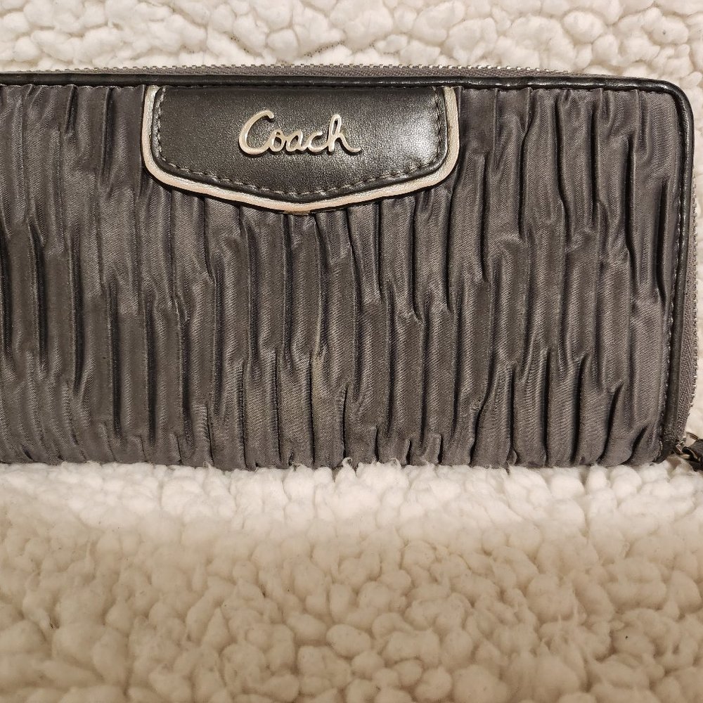 COACH Chevron Wallet